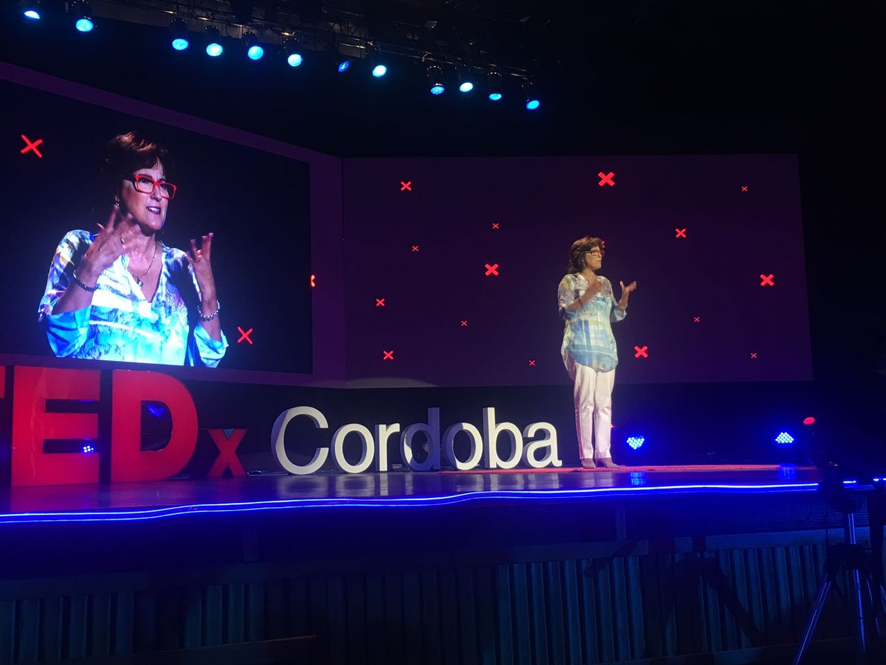 Liliana Cancela en una intervención en TEDx Córdoba